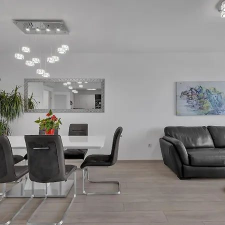 Luxury Sea View Sunrise With Free Parking Apartman Makarska