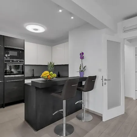 Apartman Luxury Sea View Sunrise With Free Parking