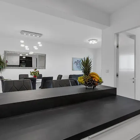 Luxury Sea View Sunrise With Free Parking Apartman