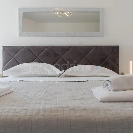Luxury Sea View Sunrise Apartman Makarska